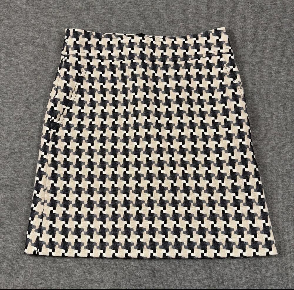 Akris punto Skirt Womens 4 Black Cream Houndstooth Jacquard Lined A-Line Pockets